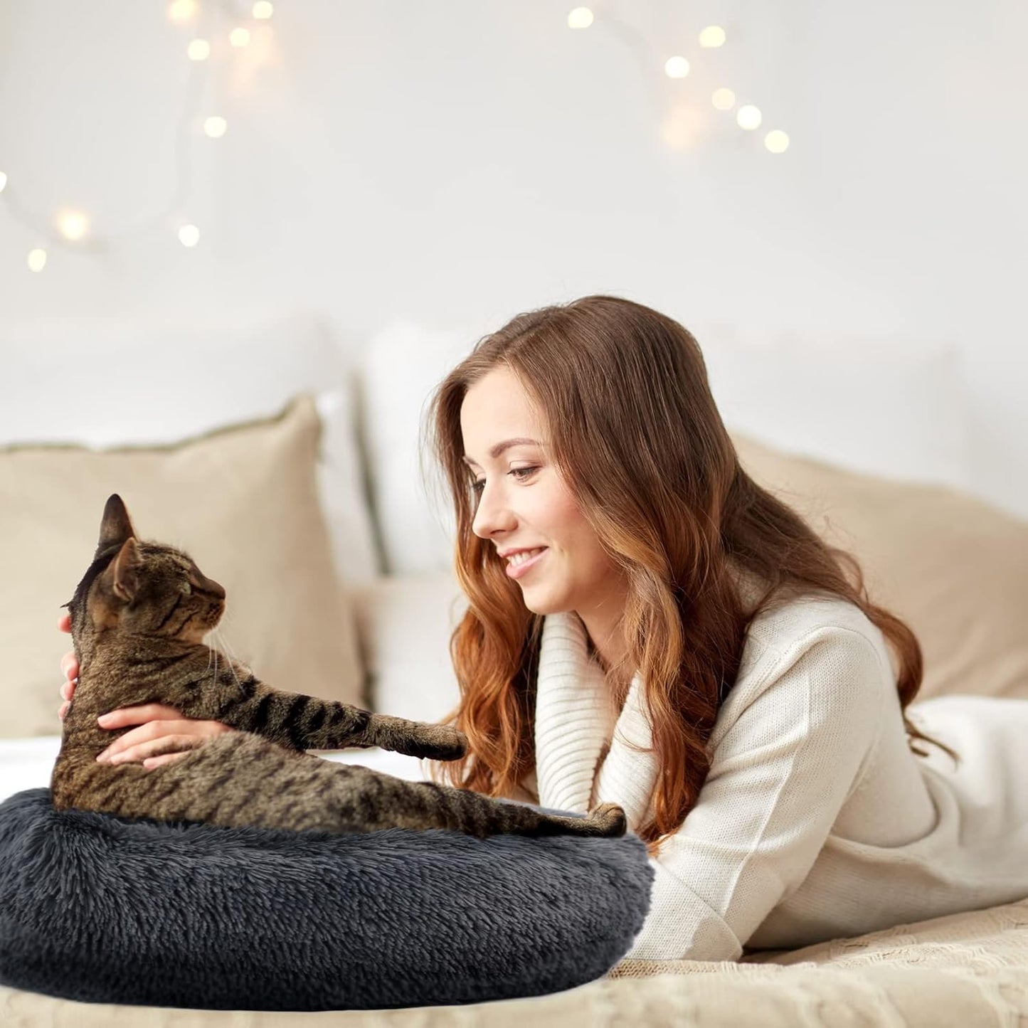Calming Dog Bed, Anti-Anxiety Dount Dog Beds, Comfortable Cat Dog Cushion, Washable Faux Fur Dog Cat Bed, Comfy Cuddler Dog Beds Soft Fluffy Plush Pet Beds for Small Medium Large Dog and Cat